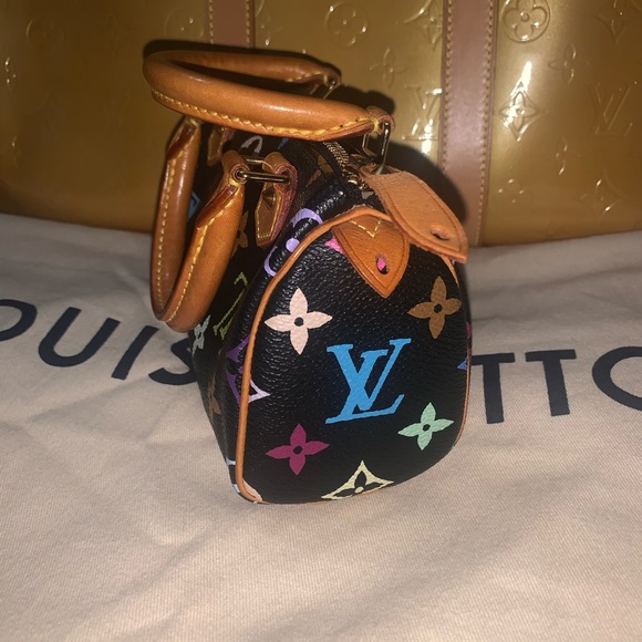 🌈LOUIS VUITTON🌈 - Picture 3 of 9